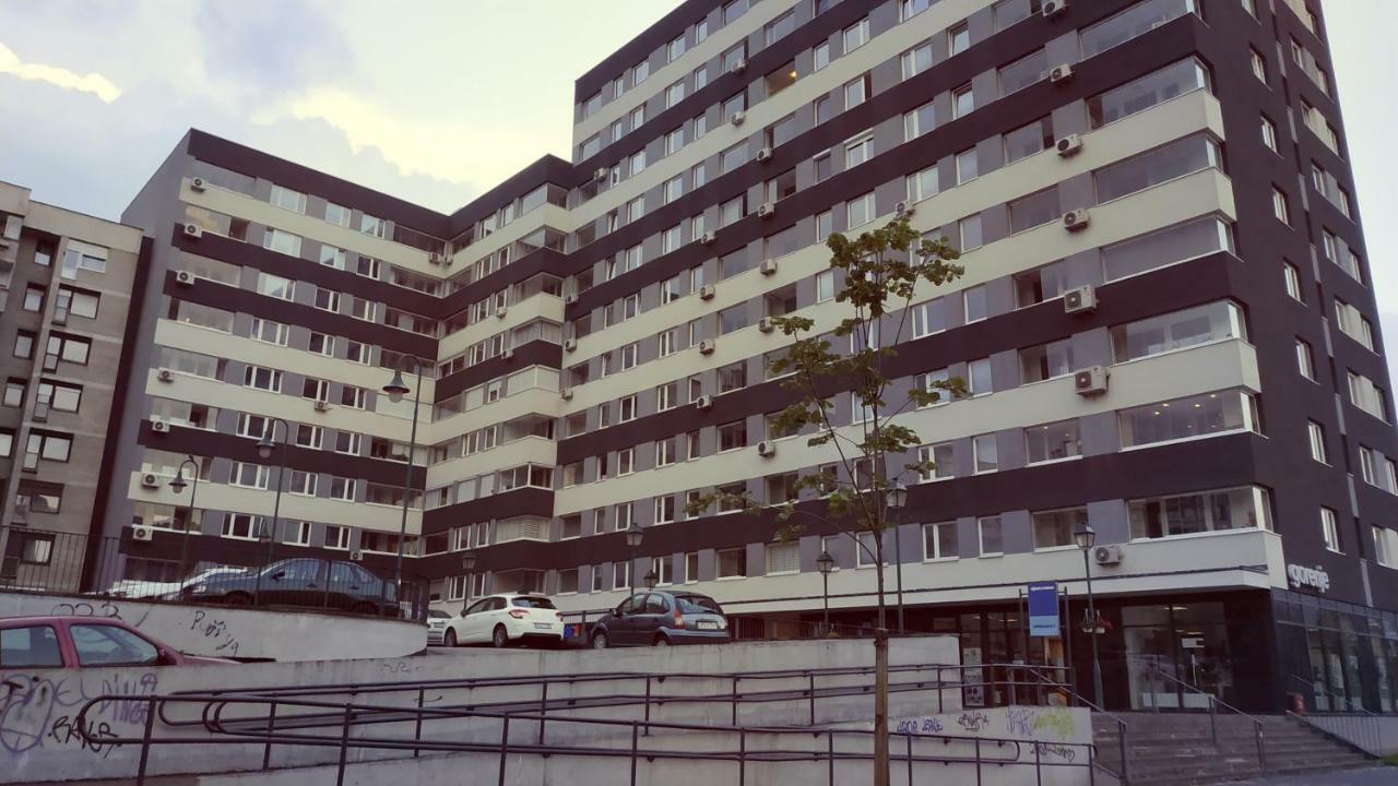 Lovely Home Apartment Sarajevo Buitenkant foto